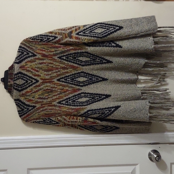Shawl type open cardigan Native American/Aztec Theme Size Small - Picture 3 of 8